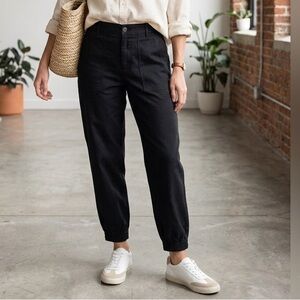 GAP Women’s High Rise Black Utility Twill Joggers NWT size large